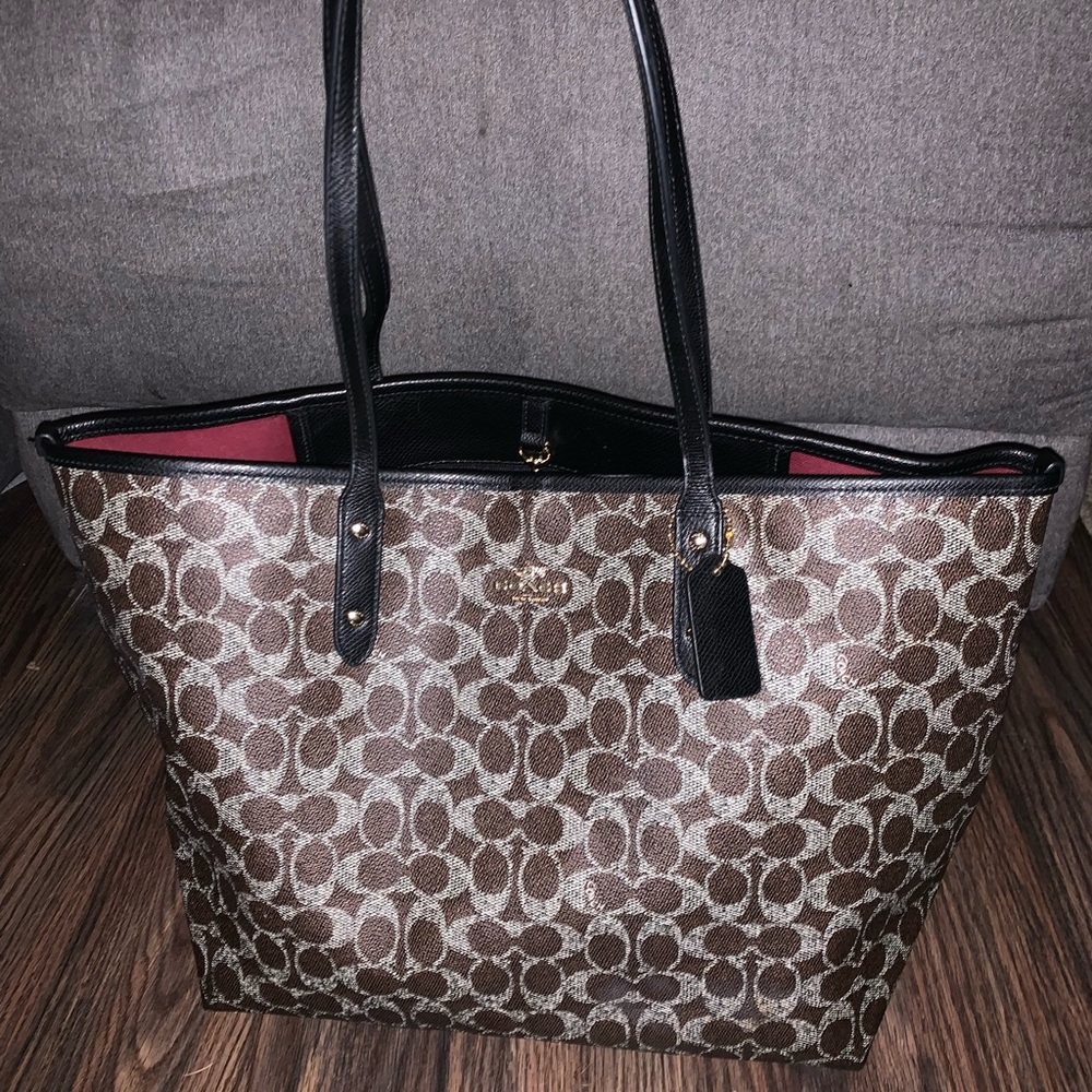 Coach Logo Tote
